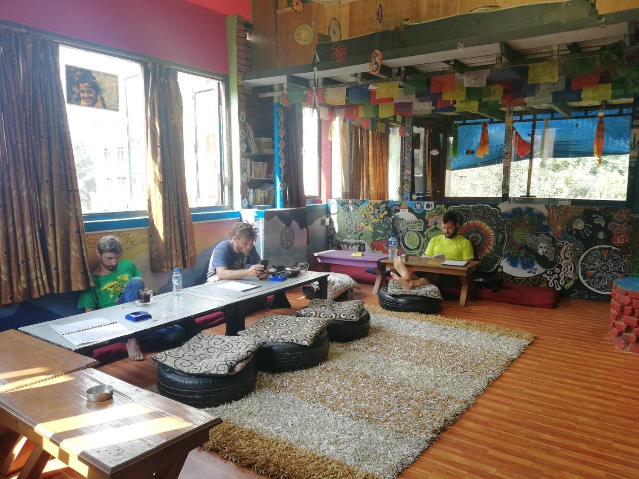 Fireflies Hostel Катманду Экстерьер фото