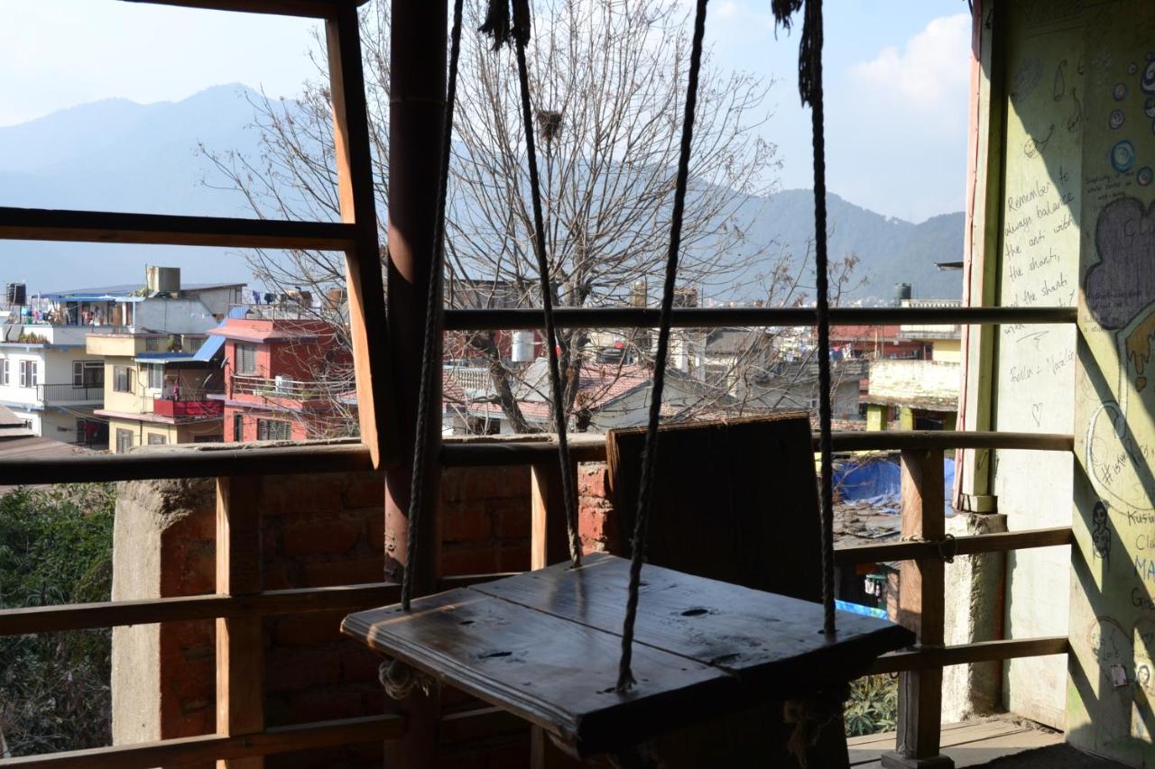 Fireflies Hostel Катманду Экстерьер фото