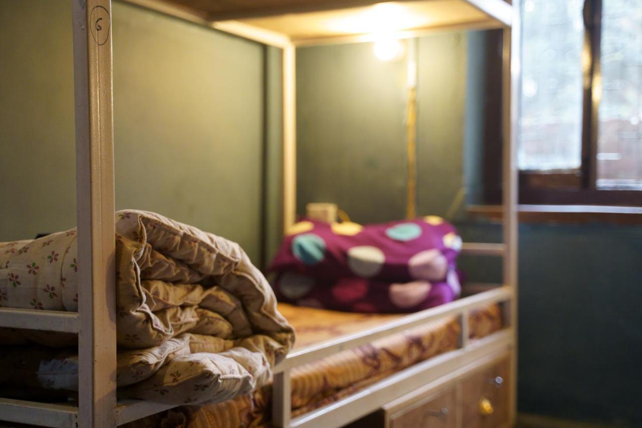 Fireflies Hostel Катманду Экстерьер фото